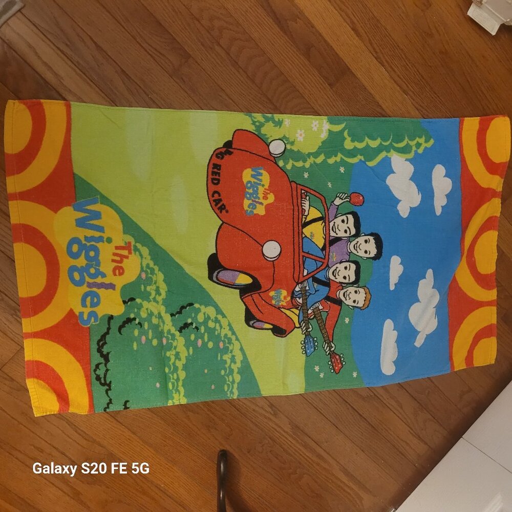 2006 Wiggles Bath Towel